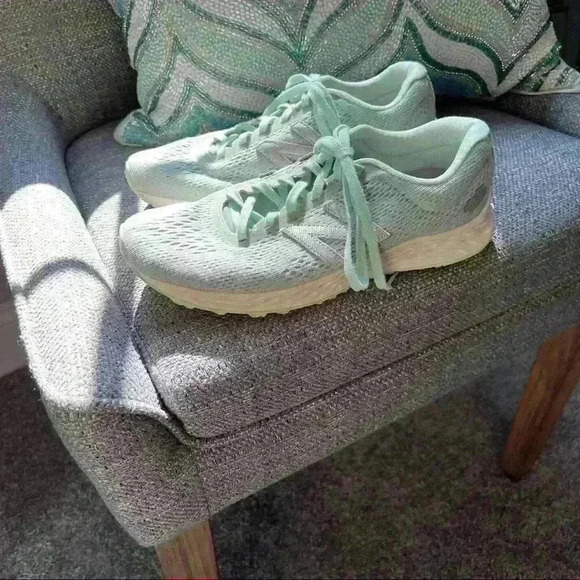 New Balance Womens Running Shoes Fresh Foam Arishi WARISRS1 Green US Size 7.5